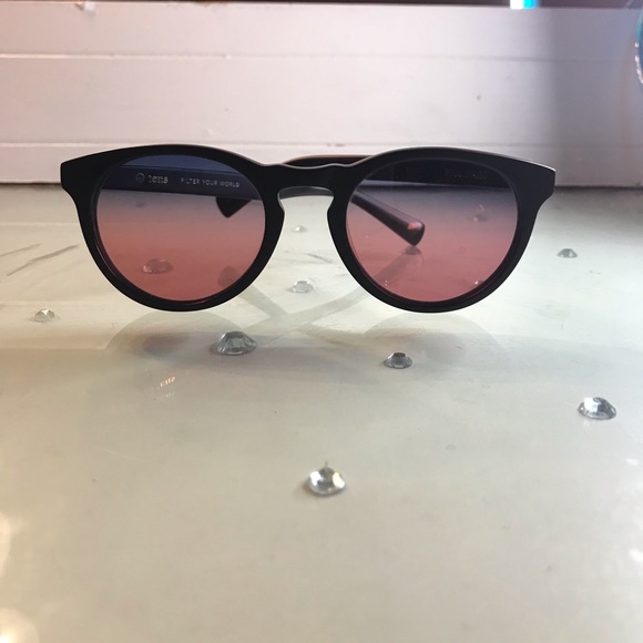 tens filter your world sunglasses - Picture 2 of 6